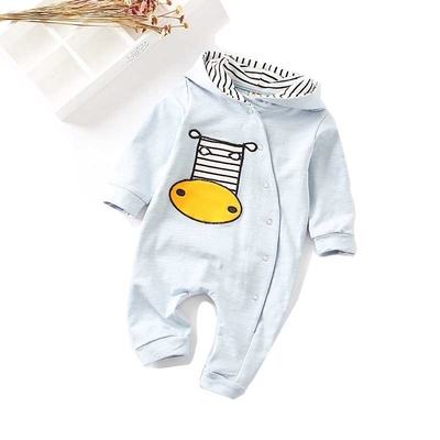 動物の刺繍のベイビー・ボーイの長い袖のパーカーのロンパース0か月24人の月の幼児